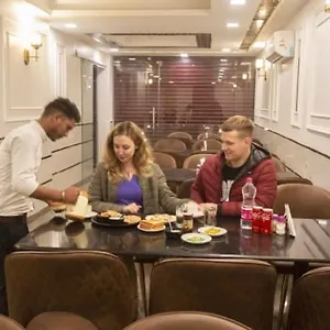 Hotel Devrana Delhi Airport New Delhi
